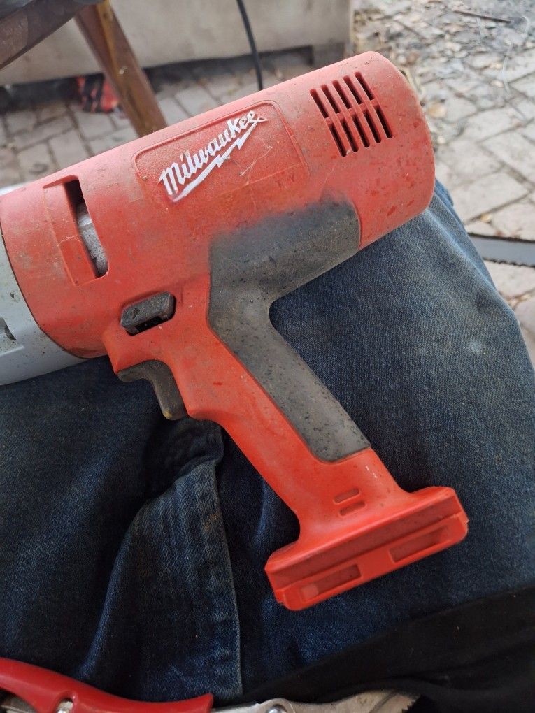 Milwaukee 18v Impact Wrench