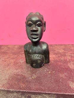 Nigeria hand crafted wooded figure