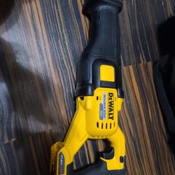 Dewalt Flexvolt 60v Sawzall Tool Only 