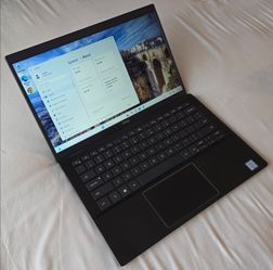 Dell Latitude 3301 Laptop