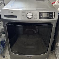 MAYTAG Smart Extra Power Washer + Dryer 