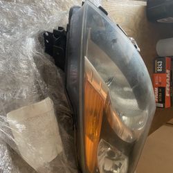 08 Nissan Altima Passenger Headlight