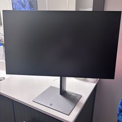 2 HP Z Monitors 21 inches
