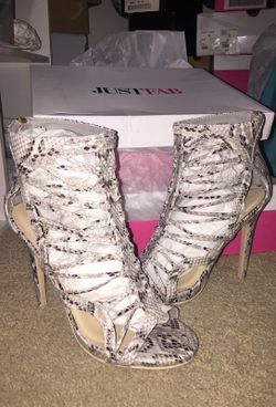 Woman Snake Print High heels