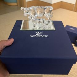 Swarovski Crystal Cow & Calf Figurine – Mint Condition