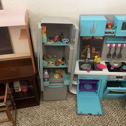 Dollhouse Sets