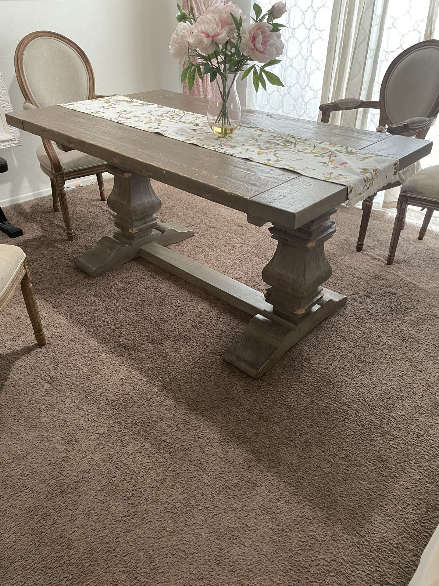 FREE Restoration Hardware Pedestal Dining Table for Sale in Corona, CA