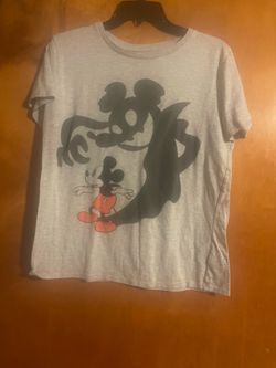 Disney gray Mickey Mouse Halloween t shirt