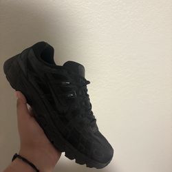 Nike p6000 black