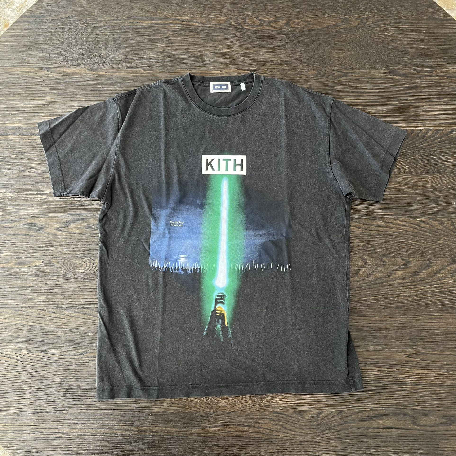 Size S - Kith x Star Wars Jedi Vs Sith Vintage Tee Black for Sale in Great  Neck, NY - OfferUp