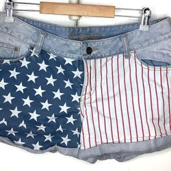 American Rag Size 13 Patriotic Distressed Shorts