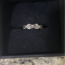 1.15 C Diamond Twist Shank Promise Ring 10K white gold Originally $350 + Tax