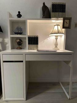 IKEA MICKE White Desk with Hutch