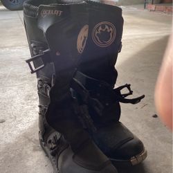 Riding Boots 