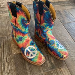 Tin Haul Cowboy boots