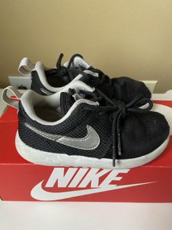 Nike Rosherun (PS/TD) Size 9c