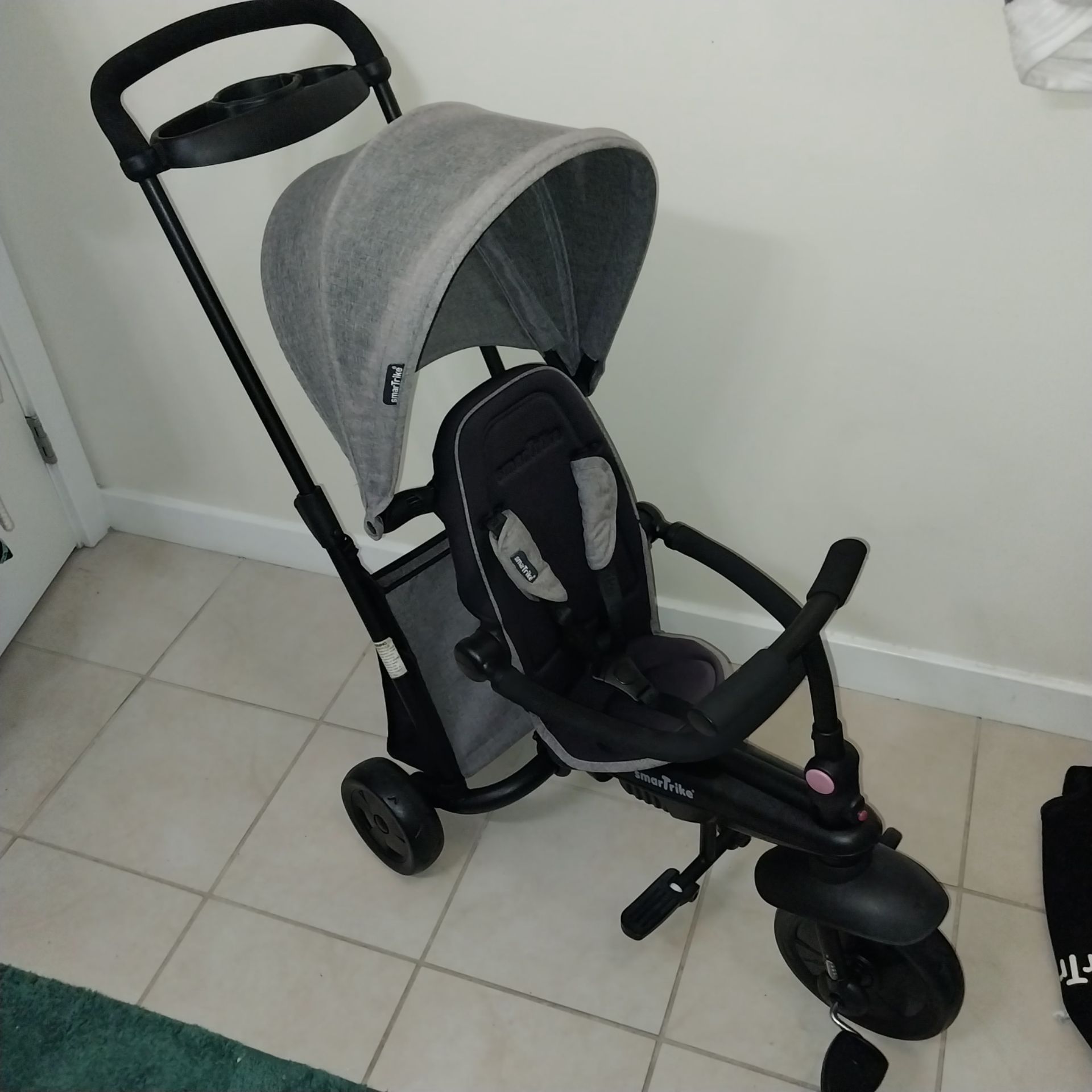 Smartrike STR3 Stroller/ Tricycle