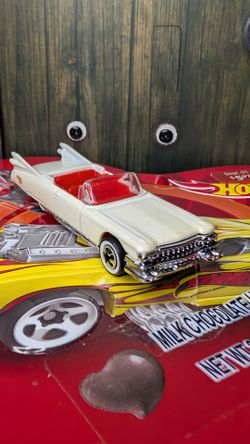 Hot Wheels '59 Cadillac 1990 White Convertible Red Interior