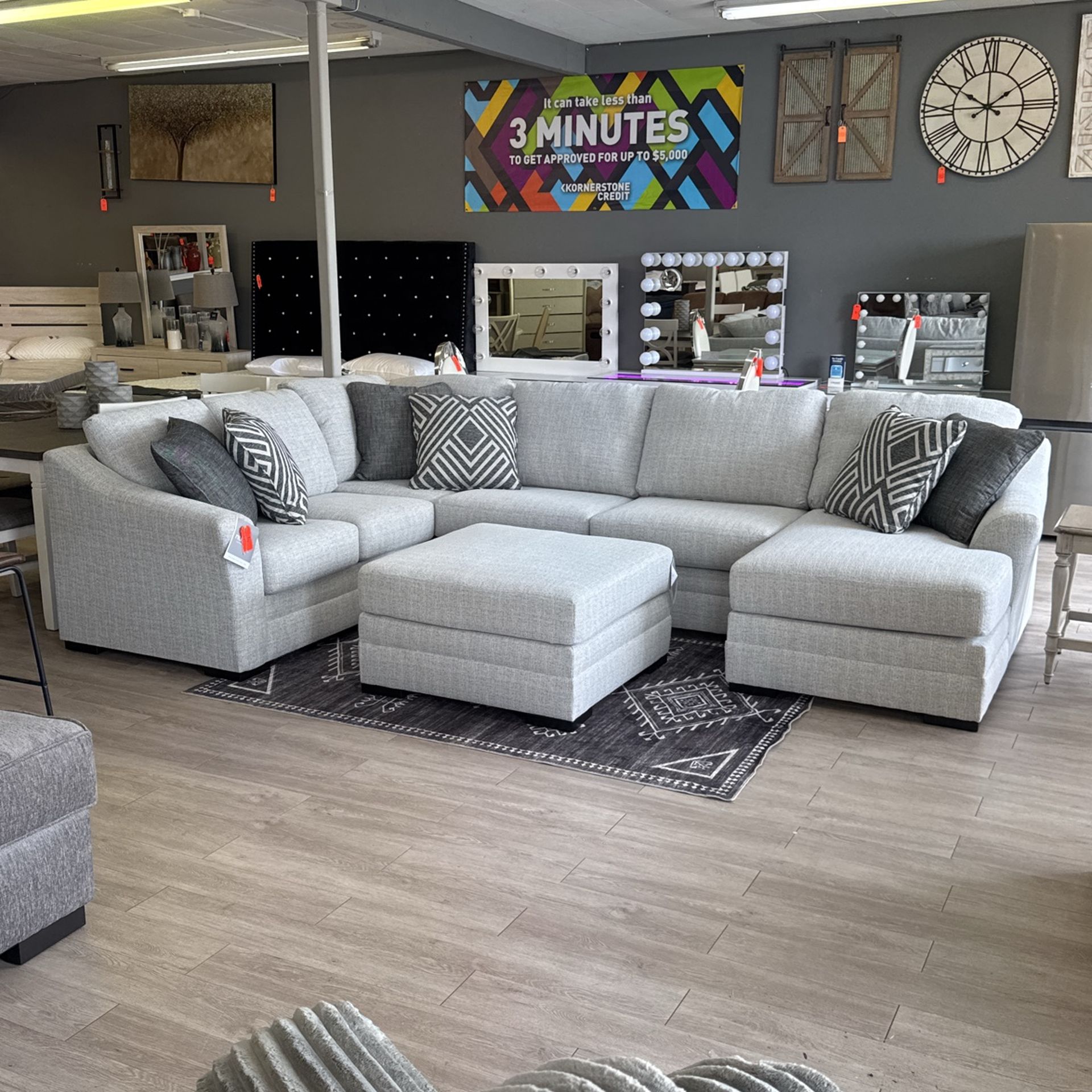 3PC Sectional New Fabric