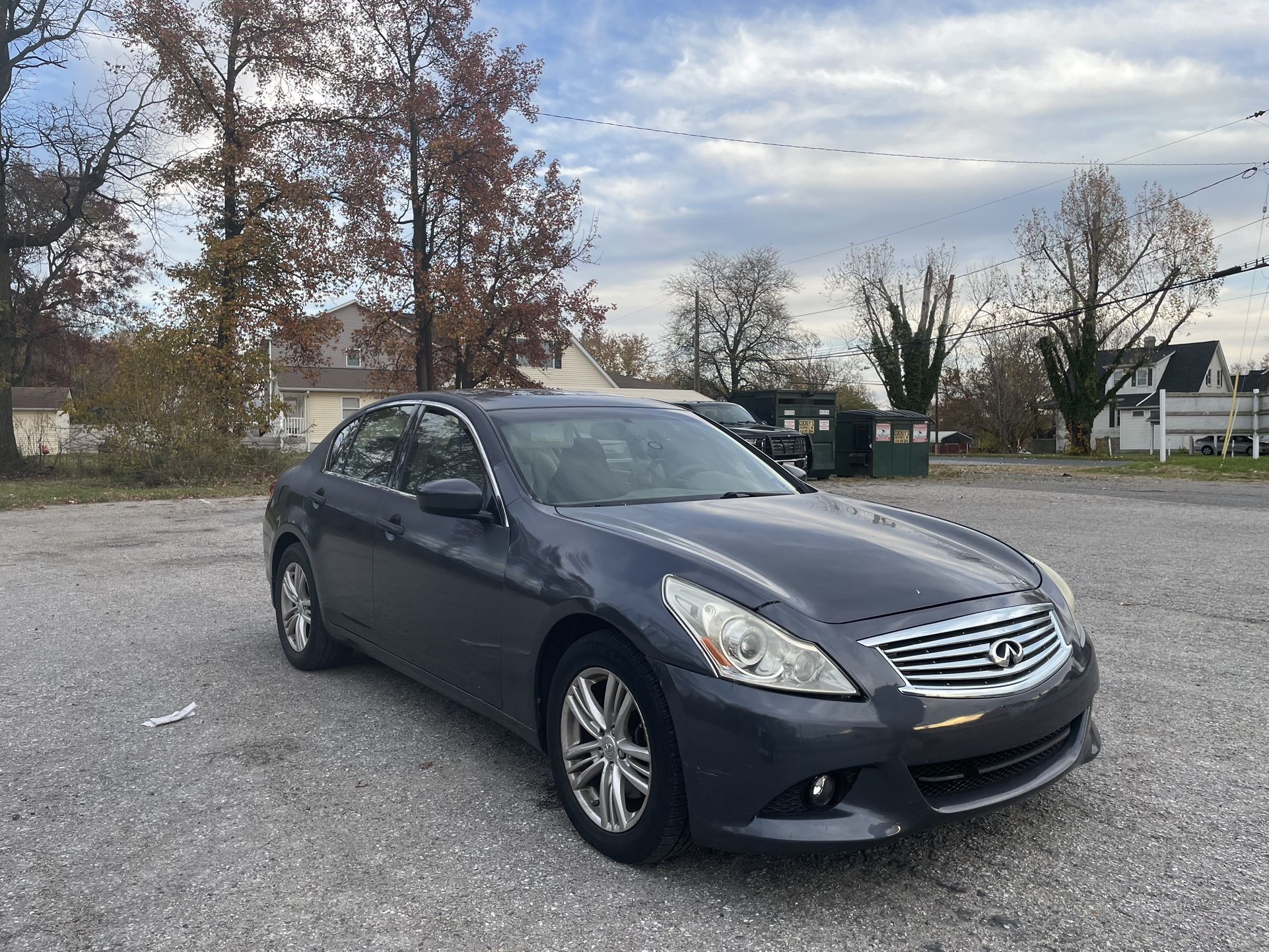2011 Infiniti G37