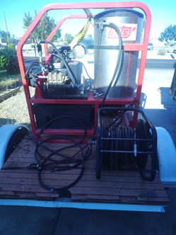 pressure washer 5000psi Honda engine It's got the steamer
