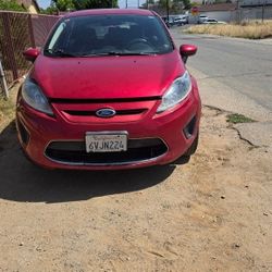 2012 Ford Fiesta