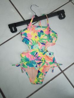 Girls bathing suit