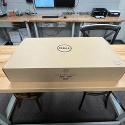 Dell Pro 27” Plus Monitor- P2725H