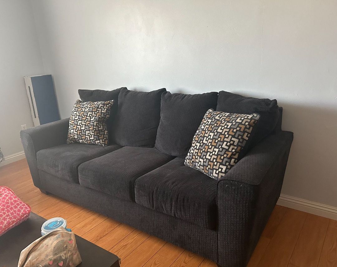 Couch With Pillows