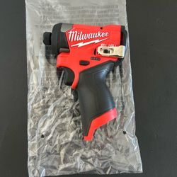 $80 NEW Milwaukee Impact Driver(12-Volt) Model 3453