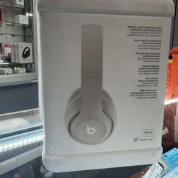 Beats Studio Pro White 