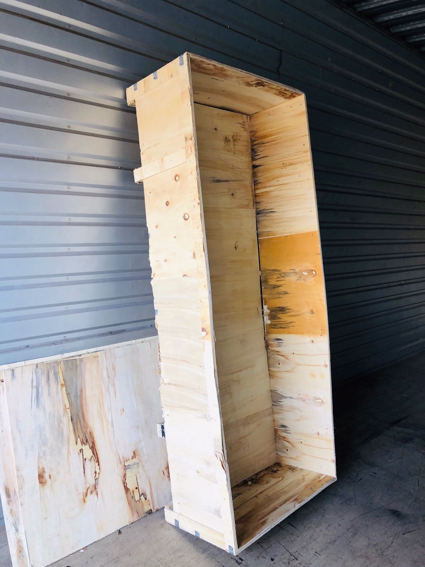 FREE Storage crate / shipping Container