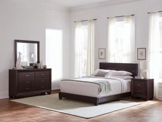 New Bedroom Set 4 PCs King 