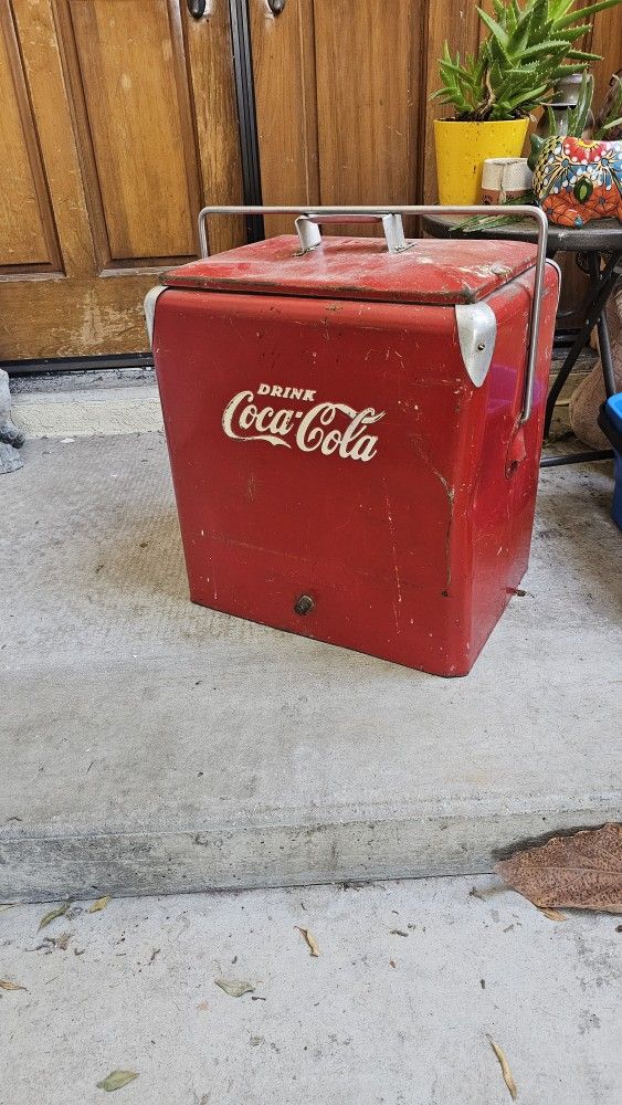 Vintage Coca Cola Cooler