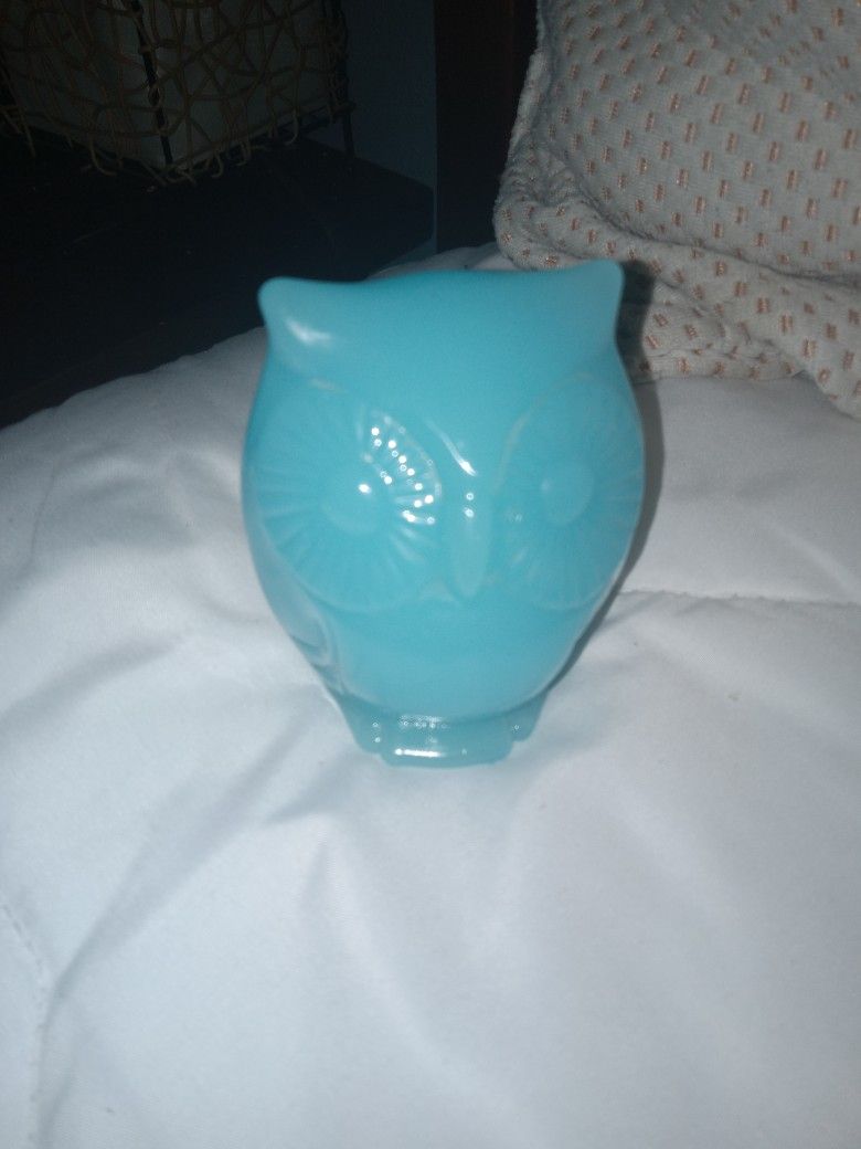 Blue Glass Owl By Fenton 
