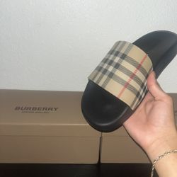 Burberry Slides 