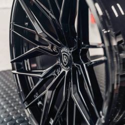 Brand new set of 4 Rohana RFX17 ROTARY FORGED Wheels / Rims