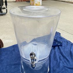 beverage dispenser