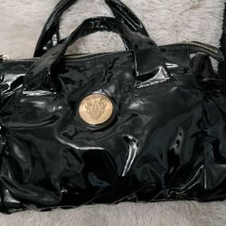 Gucci

Gucci Black Patent Leather Hysteria

