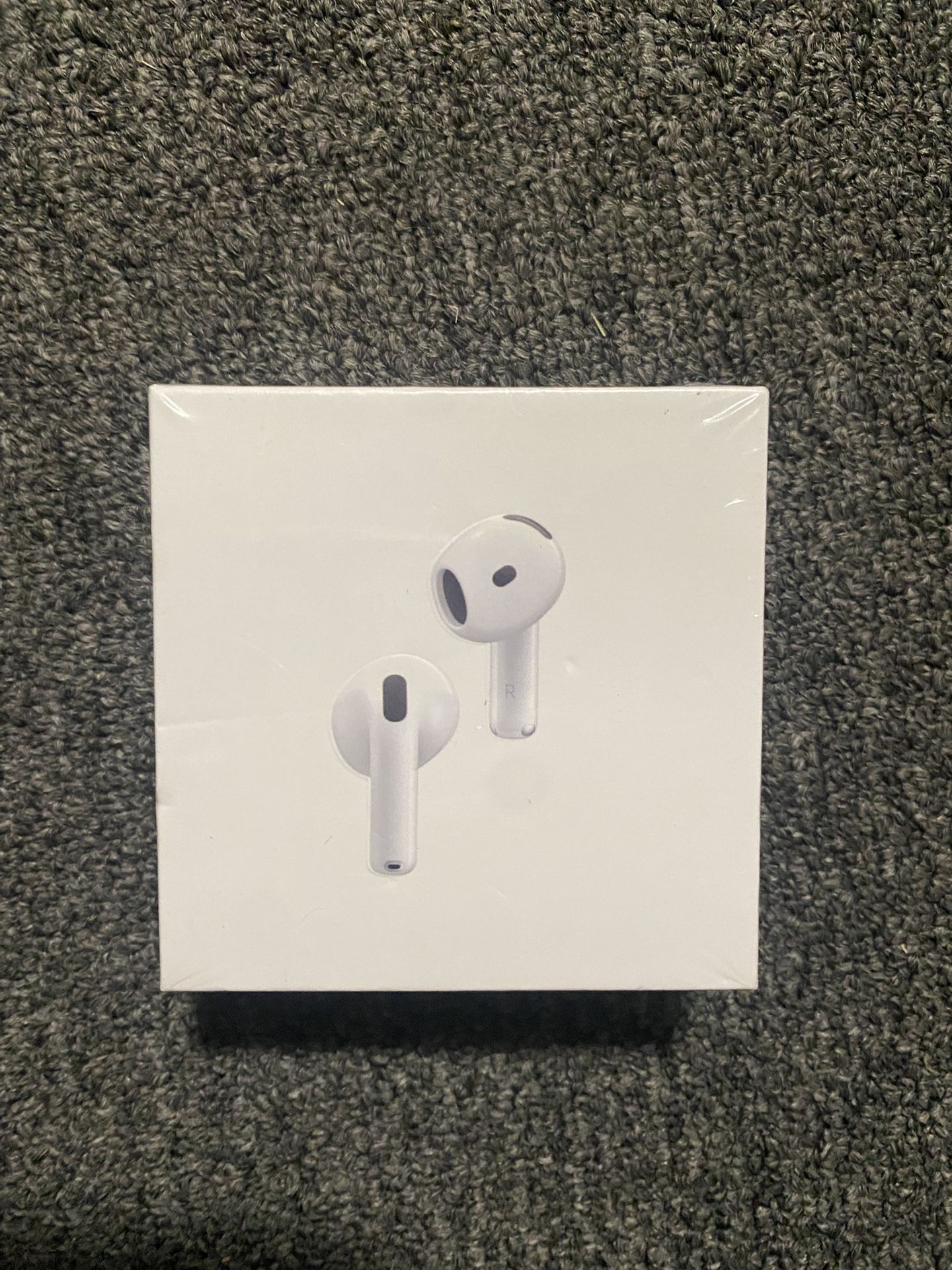 AirPods Pro’s 4