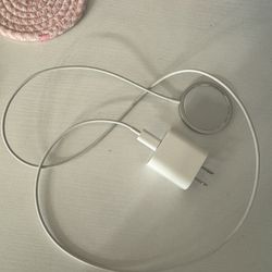 Apple MagSafe Charger - Wireless Charger with Fast Charging Capability, Compatible with iPhone and AirPods 🩷