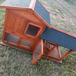 Fully Assembled Never Been Used Rabbit/Chicken Pen