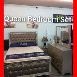 ✨ Queen Bedroom Set