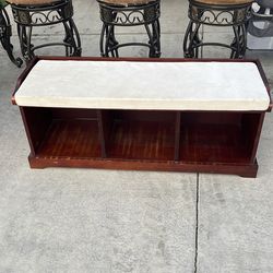 Dresser bench table