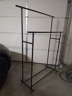Clothes rack