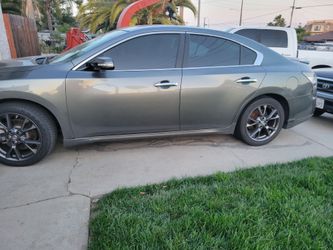 Nissan maxima 2014