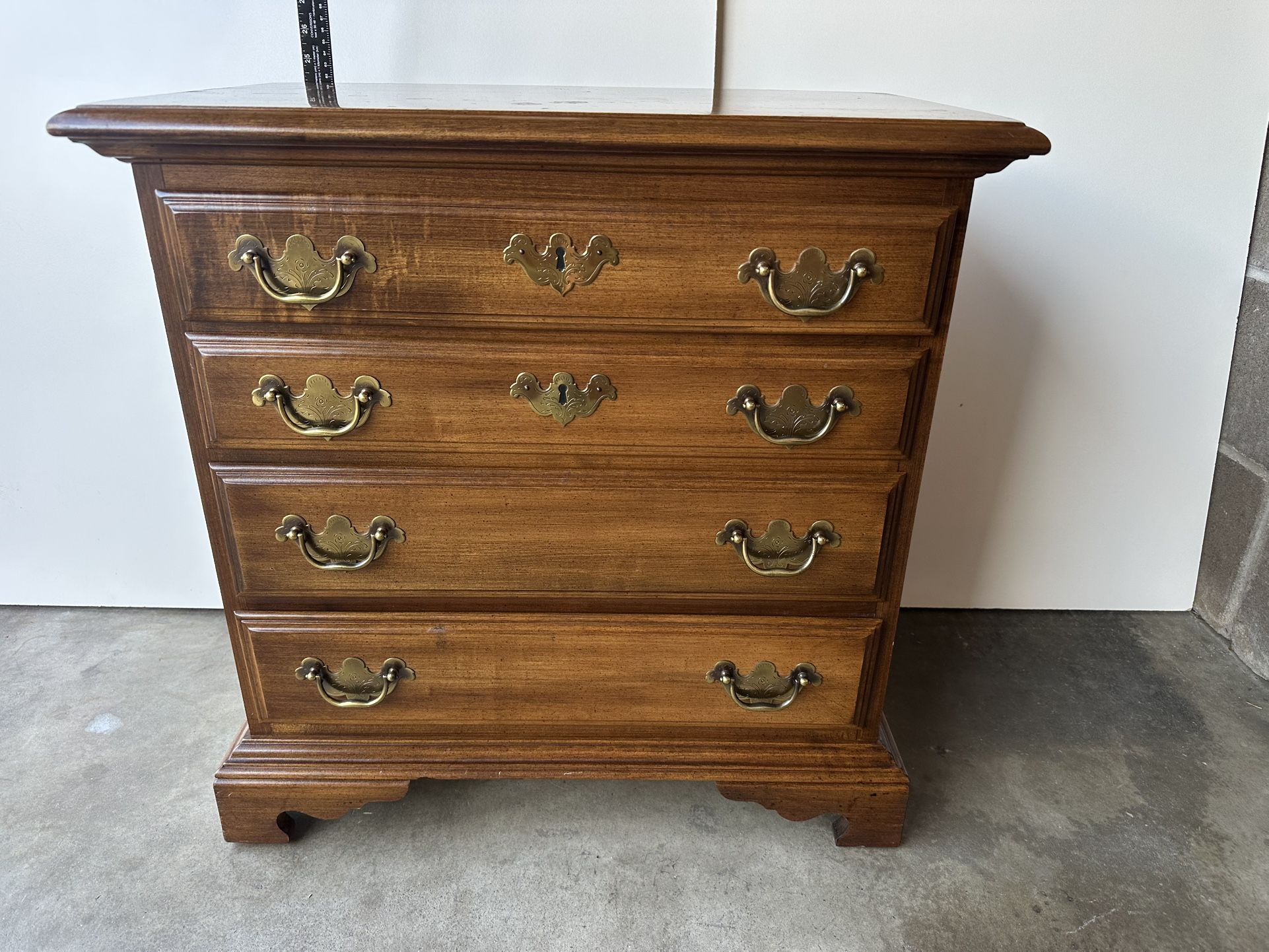 Vintage Jamestown Sterling Corp Solid Wood Four Drawer Nightstand End Table With Side Handles