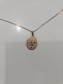 Gold-Tone Chain Necklace with Oval Pendant