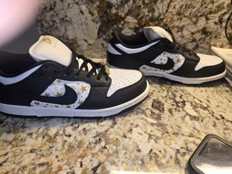 Nike Dunk Supreme Sb low Qs Black with Gold stars