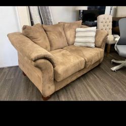 LIQUIDATION SALE! Loveseat By Ashley Furniture 